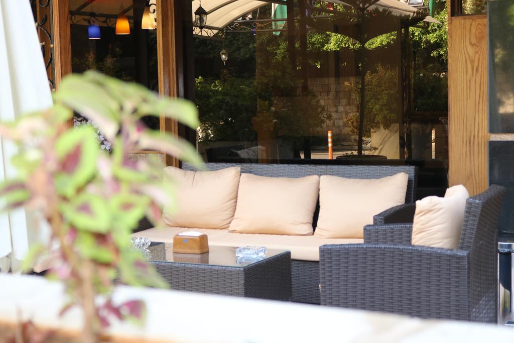 Vista Del Mar Hotel Джунія Екстер'єр фото