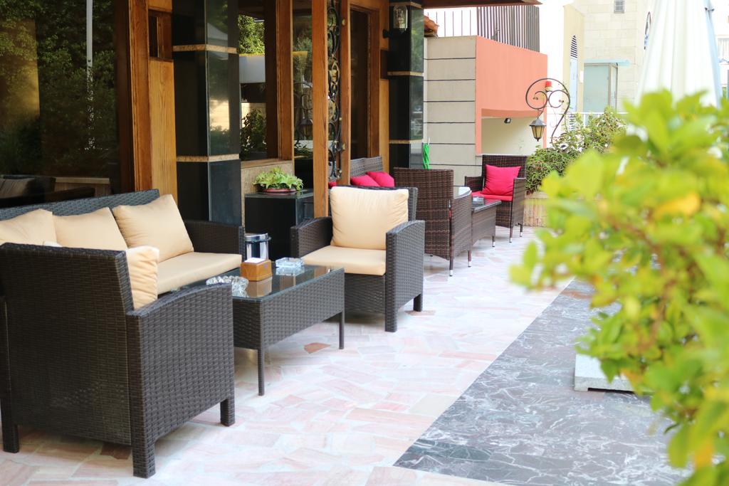 Vista Del Mar Hotel Джунія Екстер'єр фото